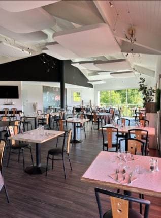 Salle de restaurant 3.jpg